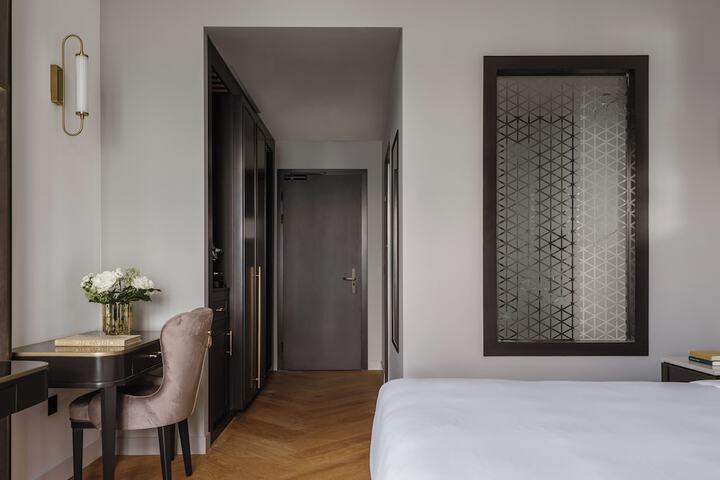 Room 8 of 55