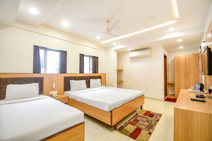 Room 14 of 34