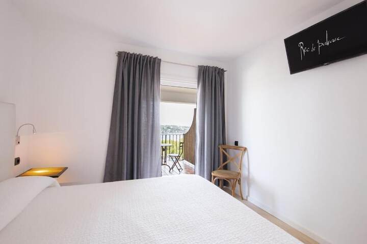 Room 44 of 89