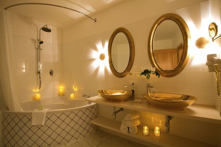 Bath Interior