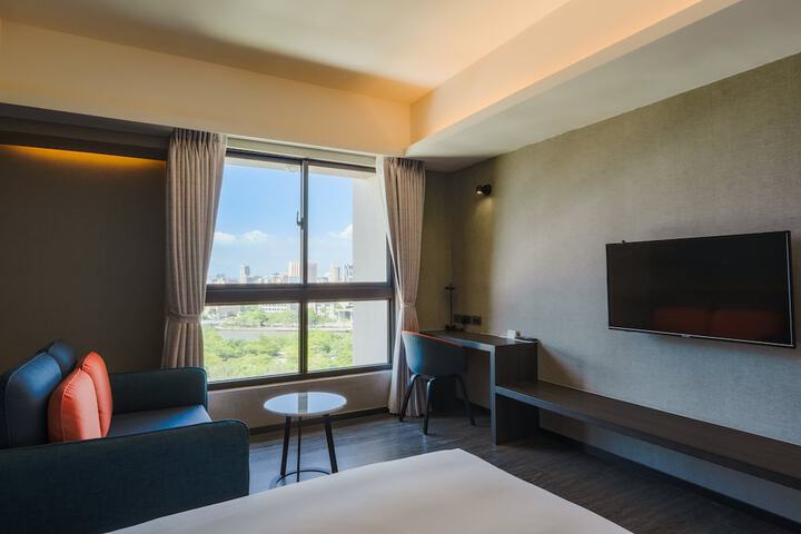 Room 20 of 46