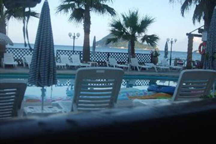 Pool 11 of 19