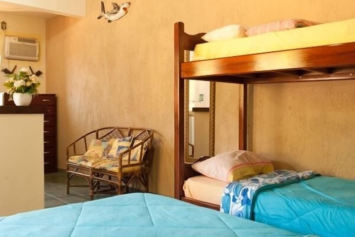 Room 16 of 32