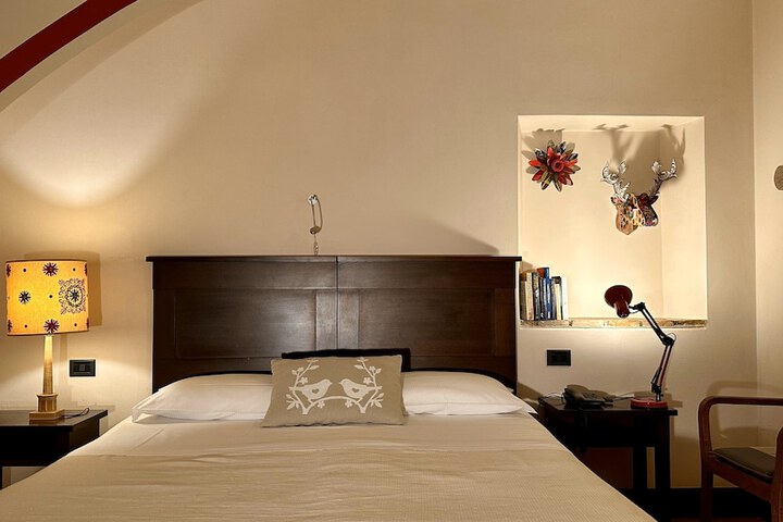 Room 19 of 73