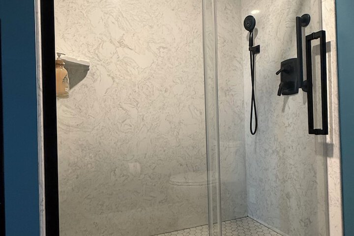 Room 53 of 129