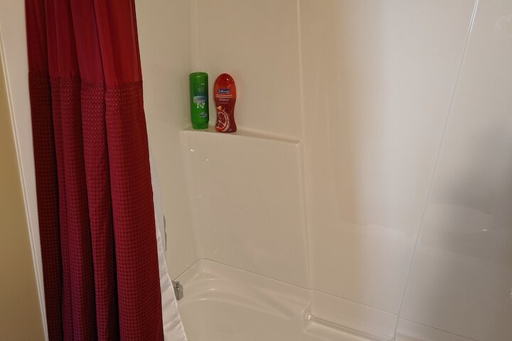 Room 70 of 85