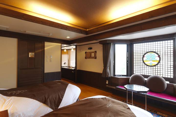 Room 22 of 247