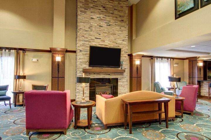 Hotel Lobby