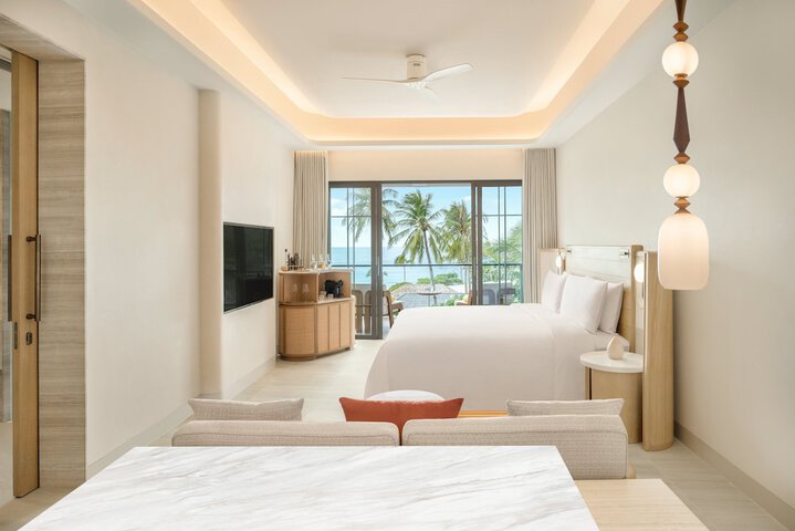 Room 15 of 198