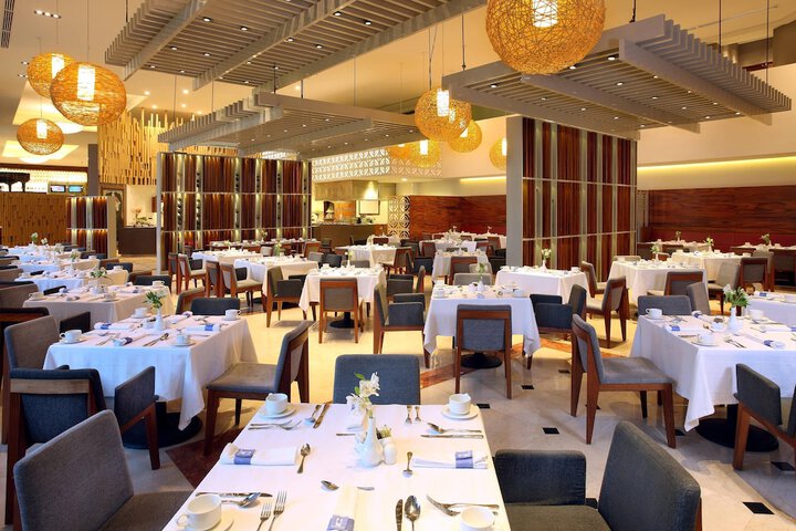 Dining Photos