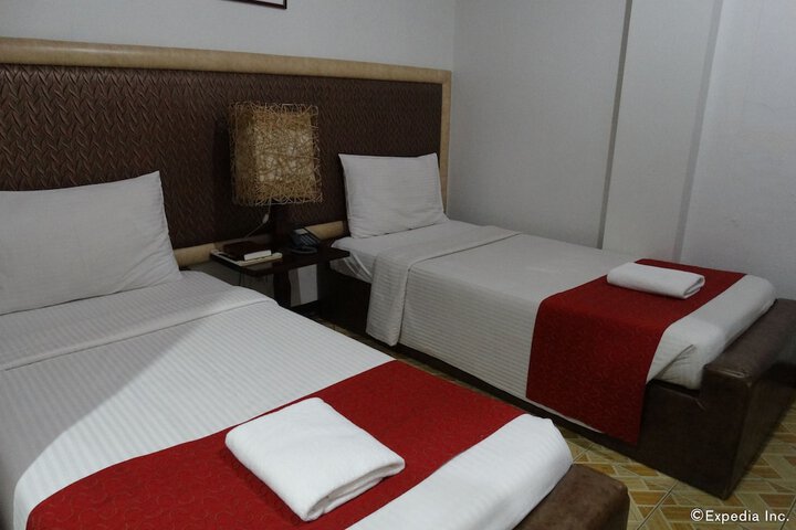 Room 10 of 46