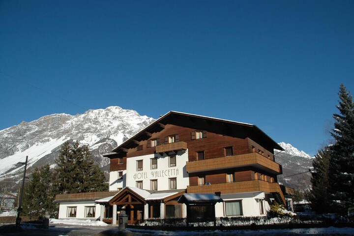 Hotel 60 of 63