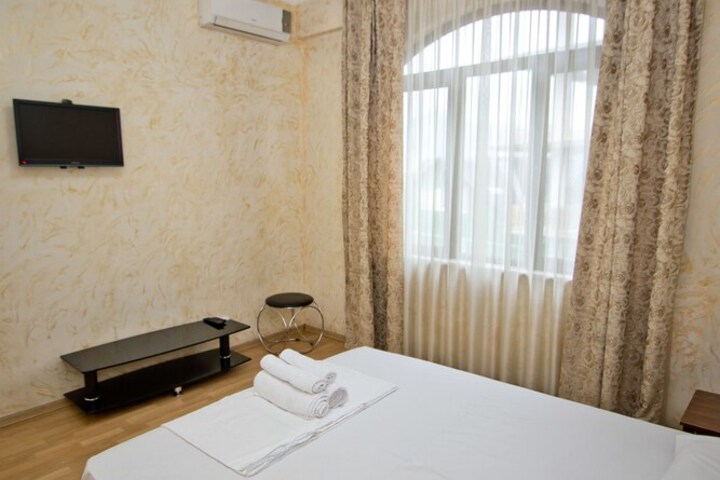 Room 22 of 93