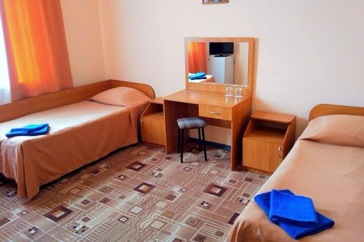 Room 3 of 51