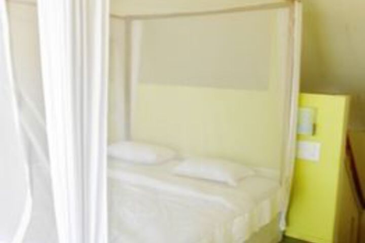 Room 16 of 24