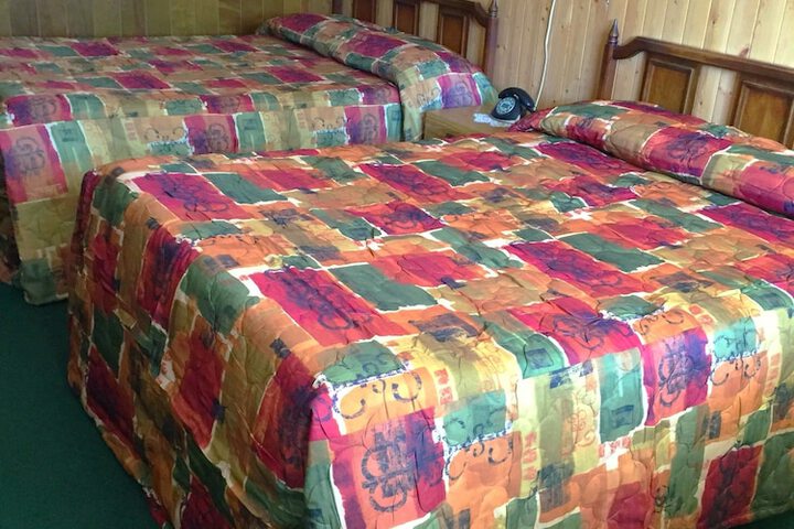 Room 5 of 70