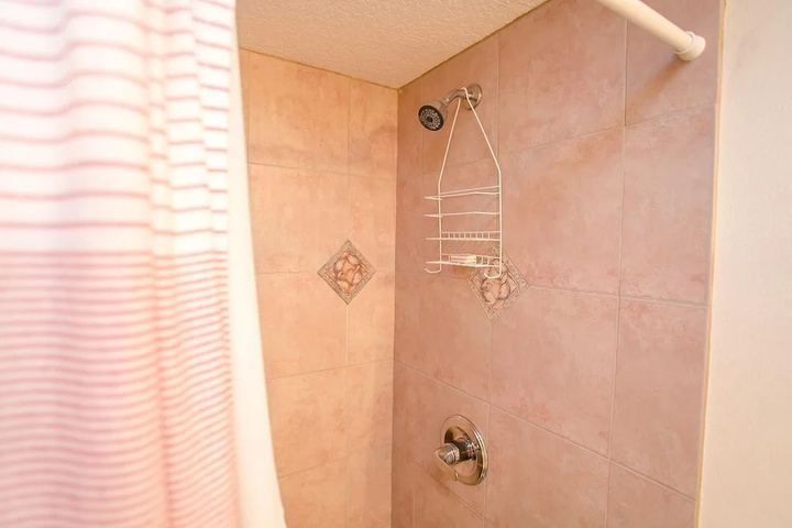 SEA Haven 418 3 / 2 Free Activities! & Oceanview Wifi Pool