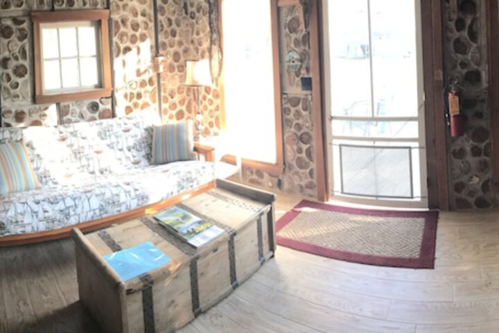 Room 78 of 146