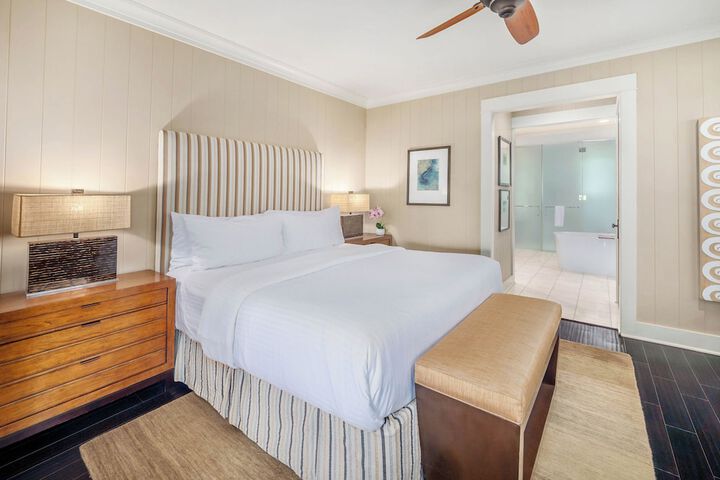 Room 40 of 546