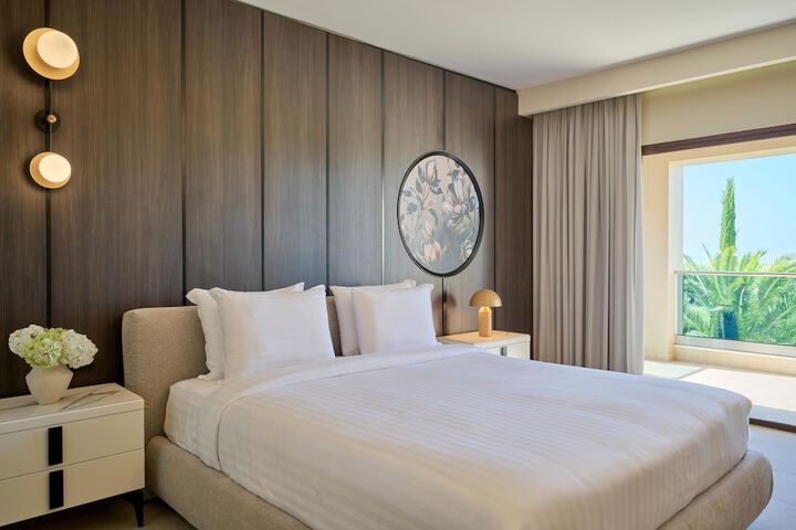 Room 114 of 400