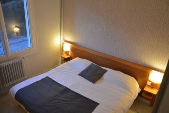 Room 43 of 61