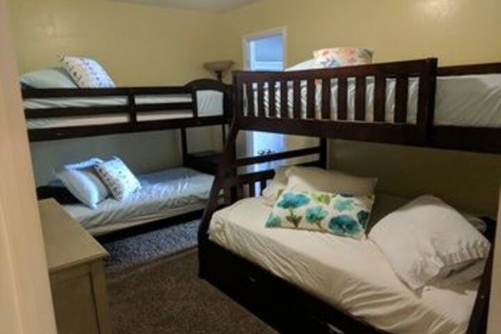Room 11 of 20