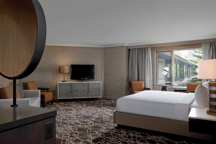 Room 21 of 95