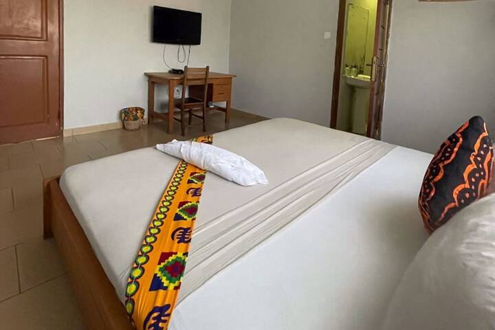 Room 4 of 42