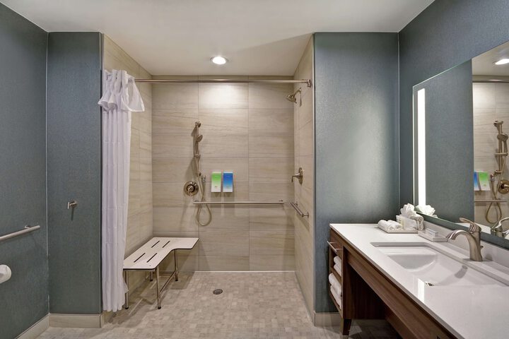 Bathroom shower