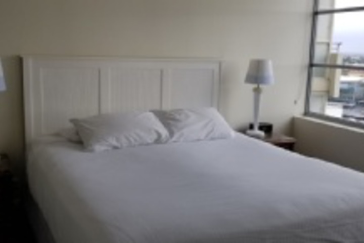 Room 32 of 239
