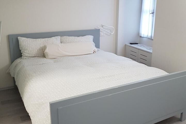 Room 5 of 41