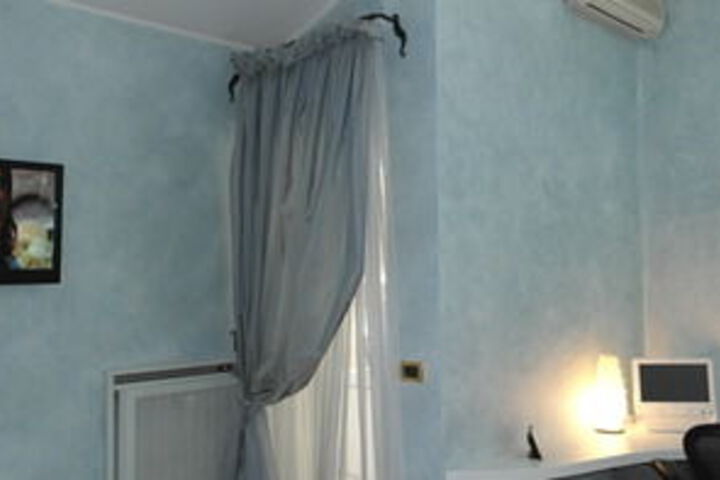 Room 77 of 134