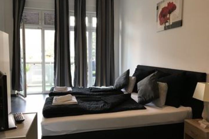 Room 43 of 69