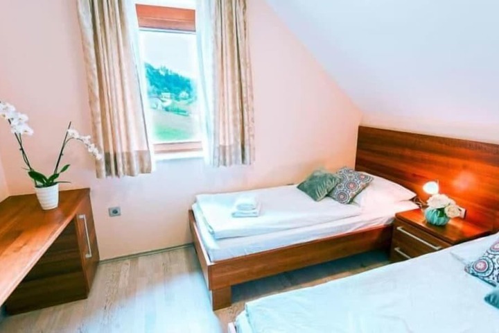 Room 3 of 54