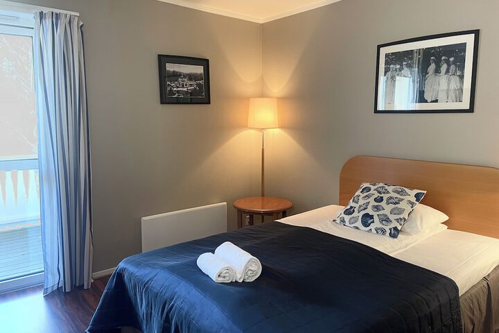 Room 30 of 106