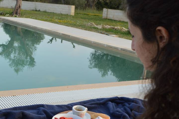 Pool 42 of 96