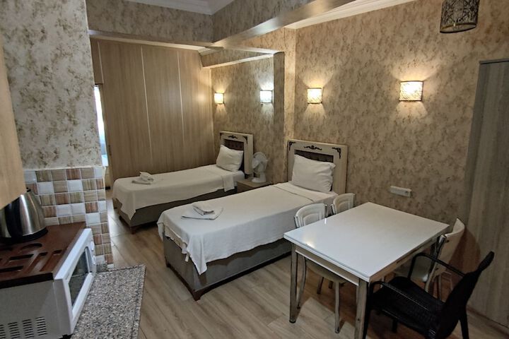 Room 45 of 104