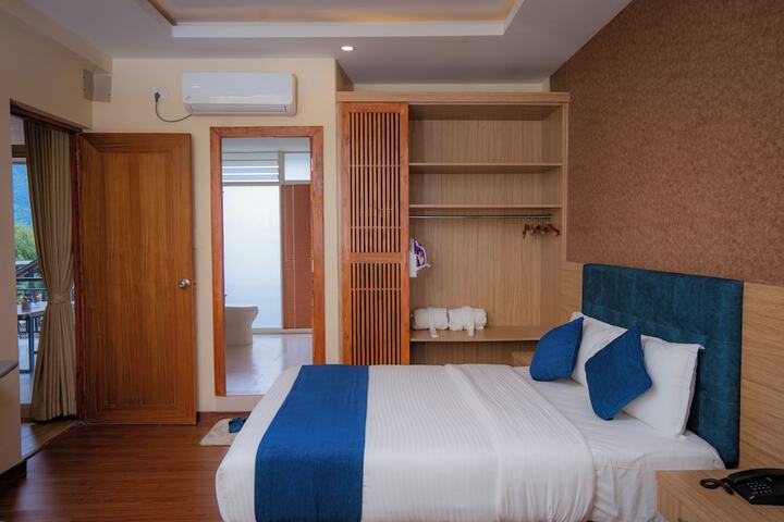 Room 19 of 59