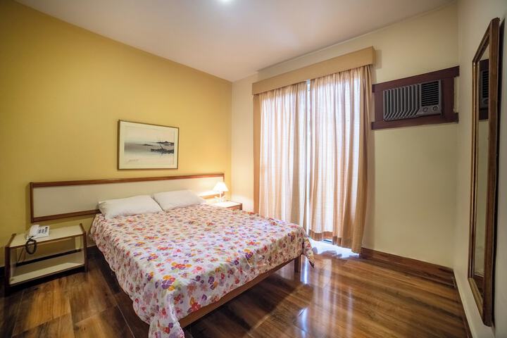 Room 8 of 35