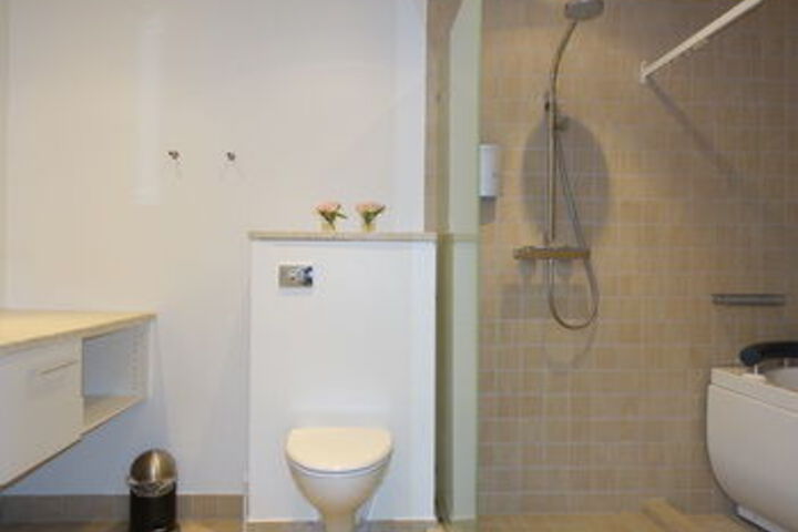 Room 7 of 29