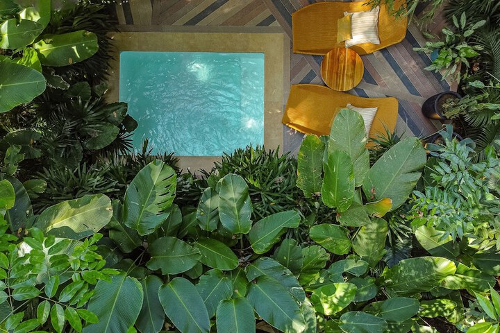 Pool 59 of 81