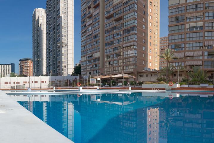 Pools & Facilities