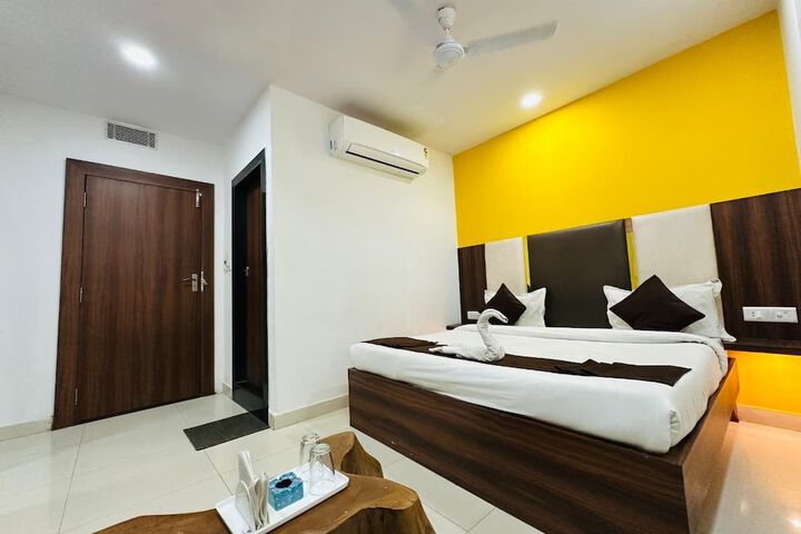 Room 26 of 82