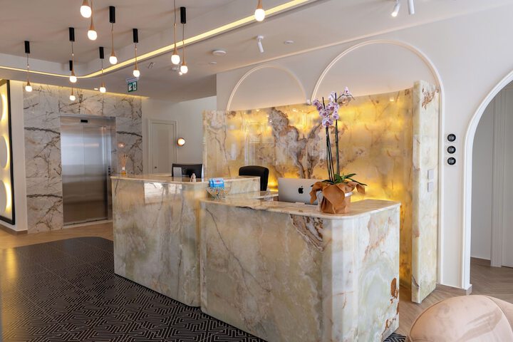 Hotel Interior 106 of 128