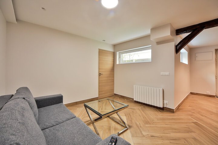 Room 15 of 26