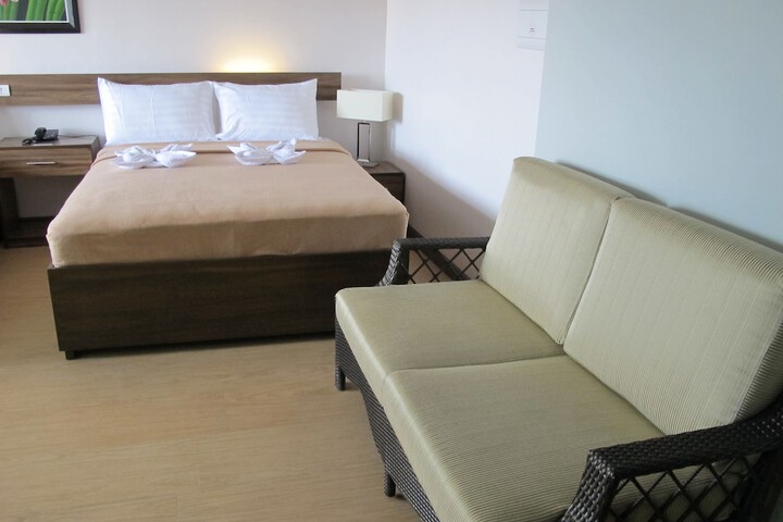 Room 7 of 46