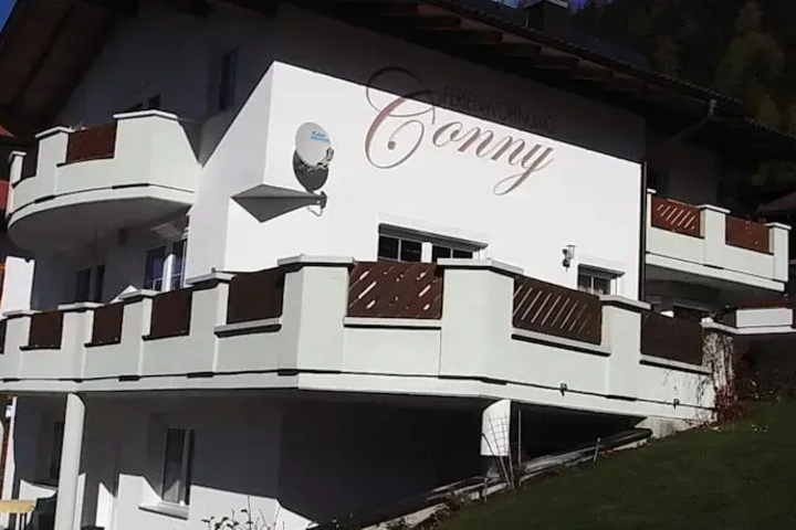Hotel 8 of 11