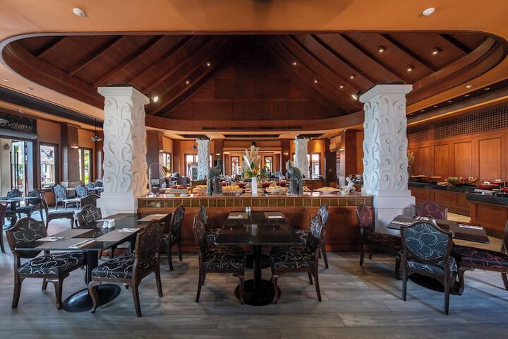 Dining 164 of 257