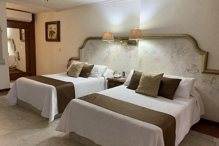 Room 16 of 65
