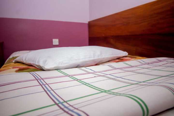 Room 8 of 31